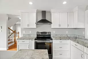 588 Main St, West Newbury, MA 01985 - Photo 7