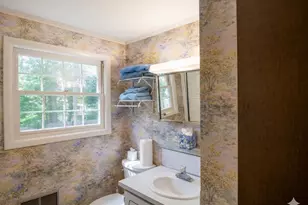 21 1st, Barnstable, MA 02601 - Photo 15