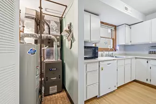 371 Aiken Ave, Lowell, MA 01850 - Photo 21