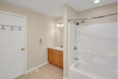 170 Bay State Rd, Methuen, MA 01844 - Photo 29