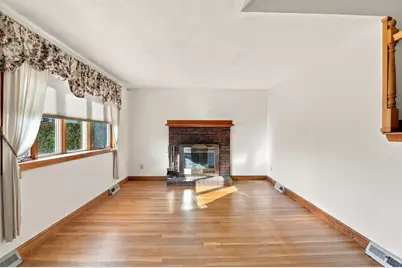 48 W Spring St, Avon, MA 02322 - Photo 5