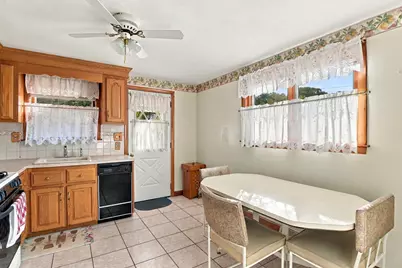 48 W Spring St, Avon, MA 02322 - Photo 11