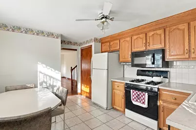 48 W Spring St, Avon, MA 02322 - Photo 9