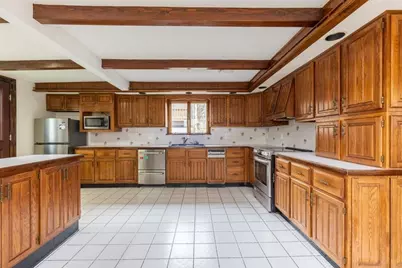 35 Villa Ave, Everett, MA 02149 - Photo 9