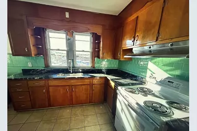 9 Shamrock St #3, Worcester, MA 01605 - Photo 1