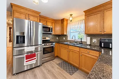 102 Casino Ave, Chicopee, MA 01013 - Photo 5