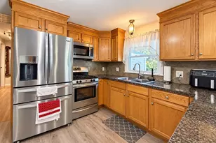 102 Casino Ave, Chicopee, MA 01013 - Photo 5
