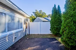 183 Applewood Dr, Chicopee, MA 01022 - Photo 27