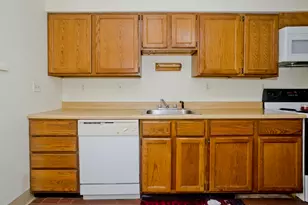 183 Applewood Dr, Chicopee, MA 01022 - Photo 9