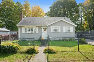 29 Aberdeen St, Brockton, MA 02302 - Photo 1