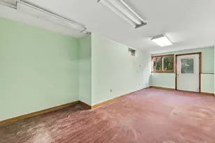 113 Kilburn St, Lunenburg, MA 01462 - Photo 35