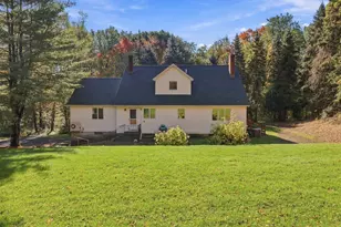 113 Kilburn St, Lunenburg, MA 01462 - Photo 3