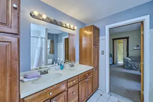 41 Van Winkle St, Boston, MA 02124 - Photo 23
