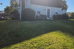 101 Hillside Ave, Somerset, MA 02726 - Photo 35