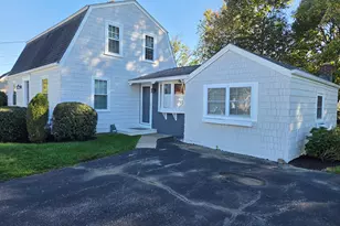 101 Hillside Ave, Somerset, MA 02726 - Photo 5