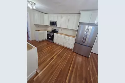 101 Hillside Ave, Somerset, MA 02726 - Photo 9
