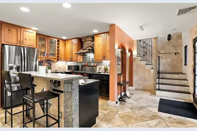 127 Cushing St, Cambridge, MA 02138 - Photo 17
