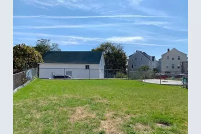 6 Sears, New Bedford, MA 02740 - Photo 3