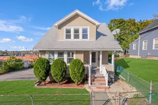 28 Vine Ave, Quincy, MA 02169 - Photo 1
