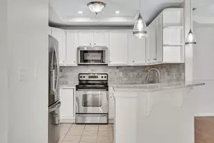 989 East St, Dedham, MA 02026 - Photo 5