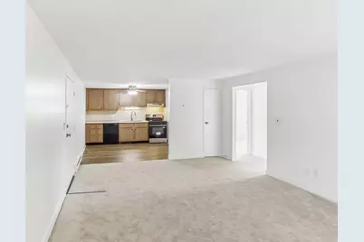 7 Walker Rd #10, North Andover, MA 01845 - Photo 9