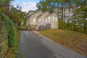 14 Windsor St, Methuen, MA 01844 - Photo 1