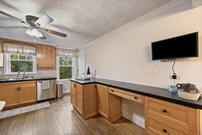 14 Windsor Street, Methuen, MA 01844 - Photo 11