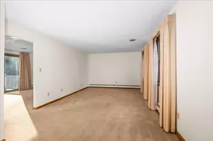 4 Garrison Ln, Southborough, MA 01772 - Photo 9