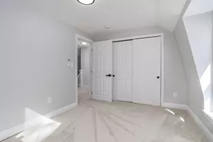 19 Kittredge St, Leominster, MA 01453 - Photo 27