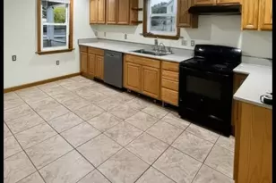 32 Oliver St, Southbridge, MA 01550 - Photo 1