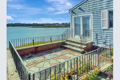 29A Bay St, Hull, MA 02045 - Photo 9