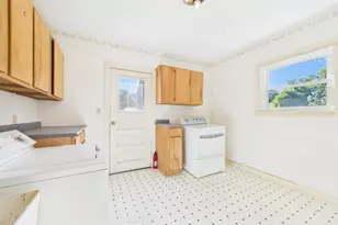 56 Glover St, Southbridge, MA 01550 - Photo 11