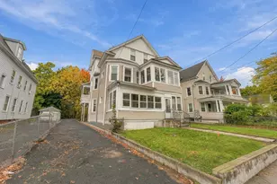 190 Oak St, Springfield, MA 01151 - Photo 35