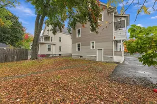 190 Oak St, Springfield, MA 01151 - Photo 37