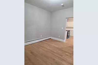 17 Warren St #1, Peabody, MA 01960 - Photo 7