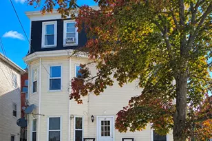 17 Warren St, Peabody, MA 01960 - Photo 1