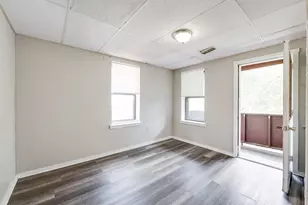468 Liberty St, Springfield, MA 01104 - Photo 7