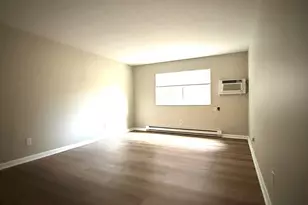 9 Weld St, Framingham, MA 01702 - Photo 5