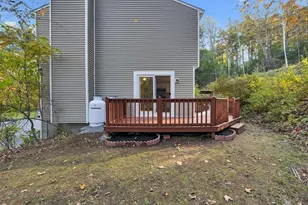 8 Pine Tree Ln, Hubbardston, MA 01452 - Photo 7