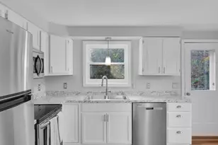 8 Pine Tree Ln, Hubbardston, MA 01452 - Photo 19