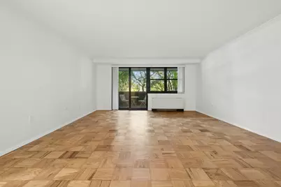 9 Hawthorne Pl #2J, Boston, MA 02114 - Photo 13