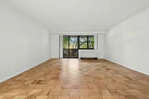 9 Hawthorne Pl, Boston, MA 02114 - Photo 13