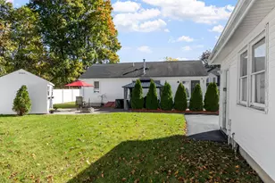 10 Water St, Dracut, MA 01846 - Photo 35