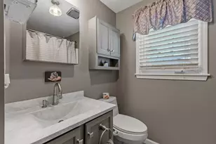 10 Water St, Dracut, MA 01846 - Photo 25