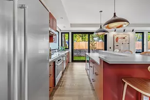 6 Holworthy Terrace, Cambridge, MA 02138 - Photo 9