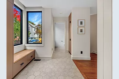 6 Holworthy Terrace #6, Cambridge, MA 02138 - Photo 3