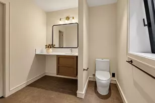 6 Holworthy Terrace, Cambridge, MA 02138 - Photo 31