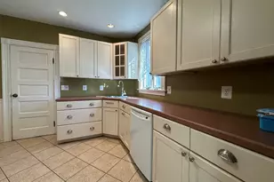 19 Shea St, Quincy, MA 02169 - Photo 13