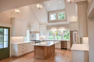 147 Highland St, Berlin, MA 01503 - Photo 5