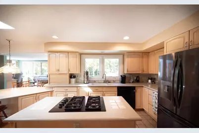 112 Bonnydale Rd, Leominster, MA 01453 - Photo 7